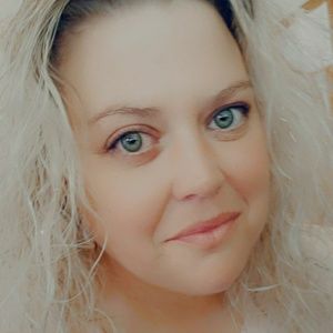 Meet your Posher, Candace